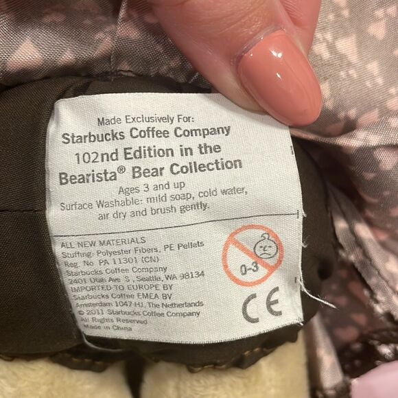 Starbucks Coffee Company Bearista Bears 2011 in Pink and Brown w Heart Details - Picture 8 of 8